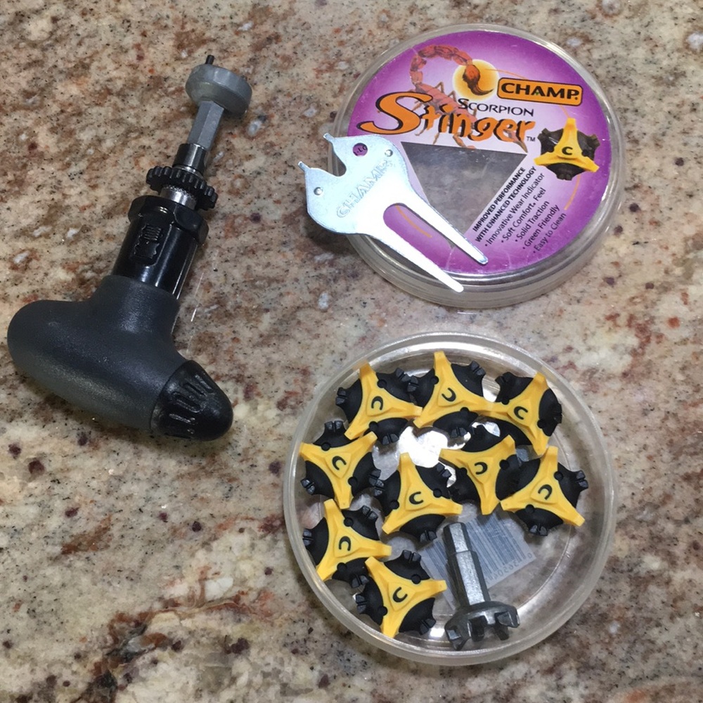 Stinger soft golf spikes with cleat wrench